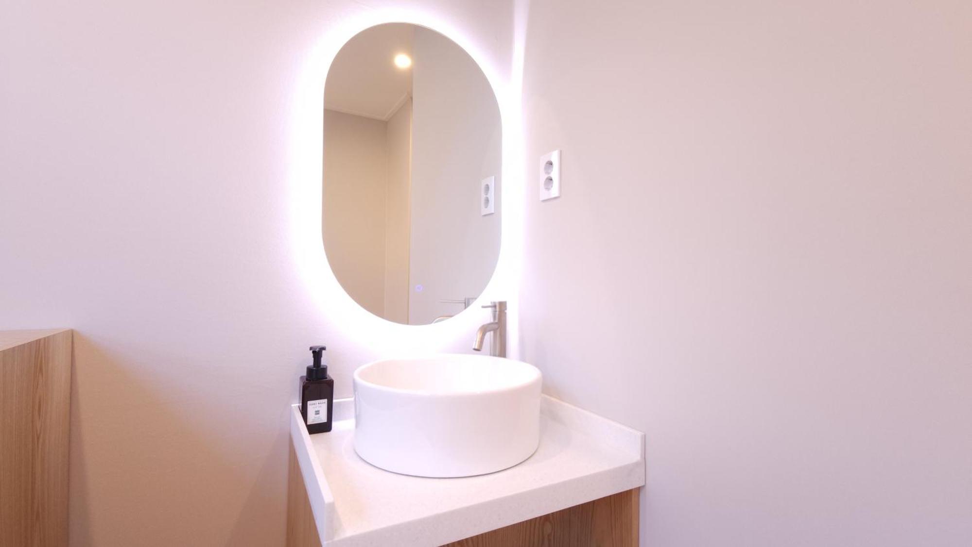 Oyo Hostel Myeongdong 6 Сеул Экстерьер фото
